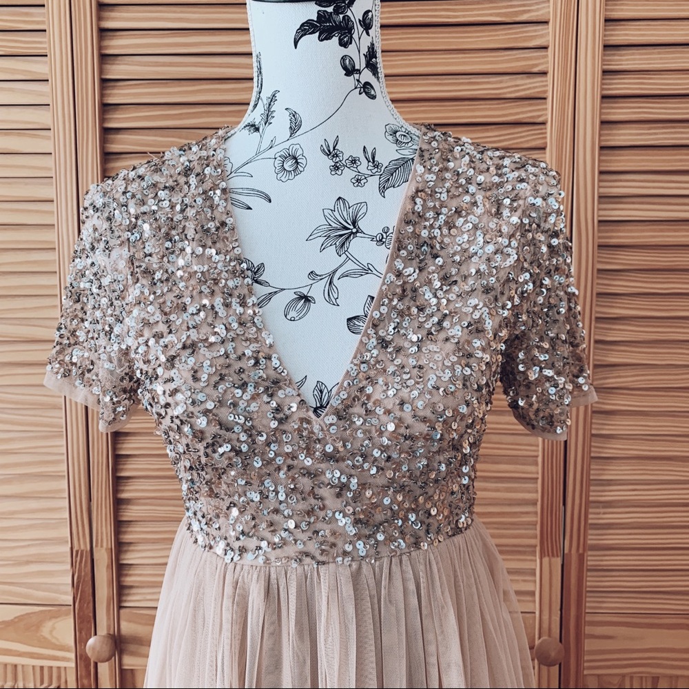 Maya maternity sequence, bridesmaid dress.